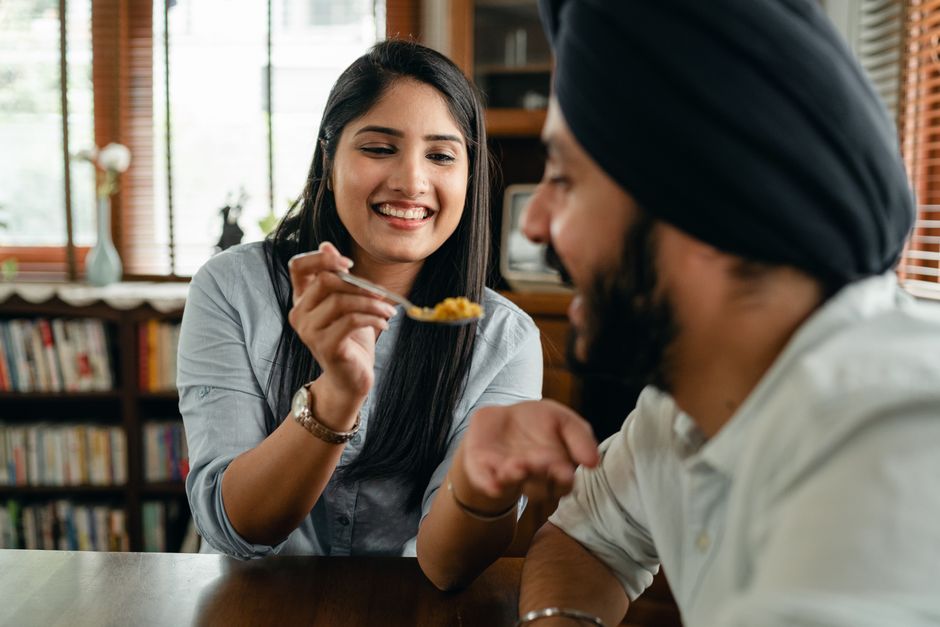 Satisfied customers with top-rated smash burger pickup orders